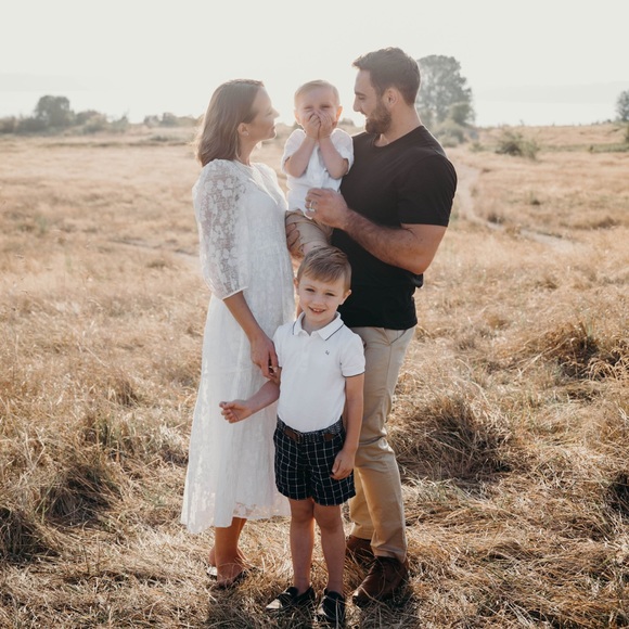 Meet your Posher, Julie - Picture 2 of 5